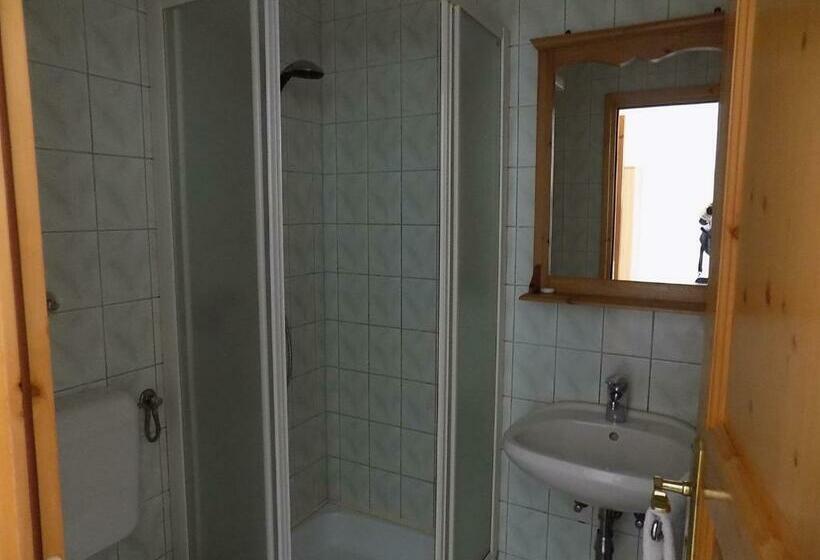 スタンダードルーム, Platán Panzió