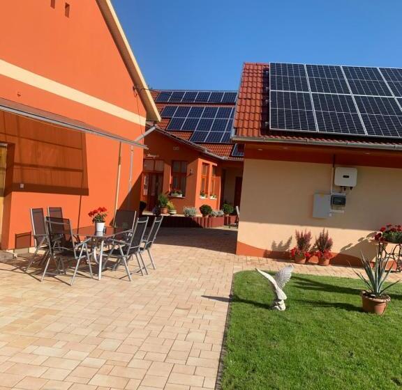 침실 3개 아파트, Szent István Wellness Panzió