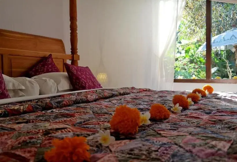 Standard-bungalow 3 Makuuhuonetta, Cili Emas Oceanside Resort