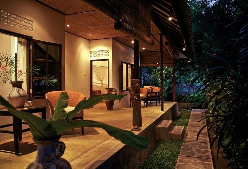 חדר סופריור נוף לגינה, Cili Emas Oceanside Resort