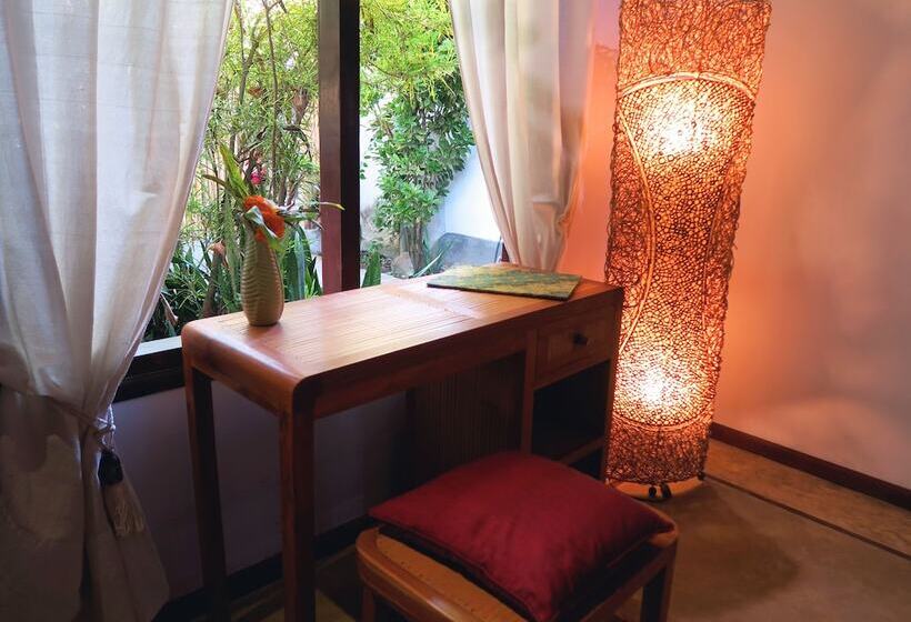 בונגלו סטנדרט עם 3 חדרי שינה, Cili Emas Oceanside Resort