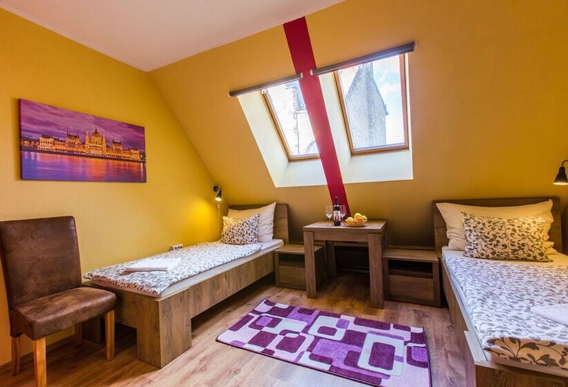 آپارتمان 1 خوابه, Goodmo House   Hostel