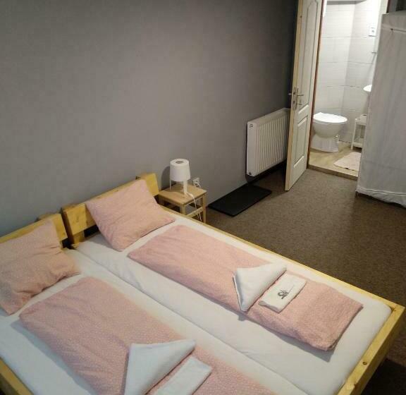标准间, Hobar Hostel