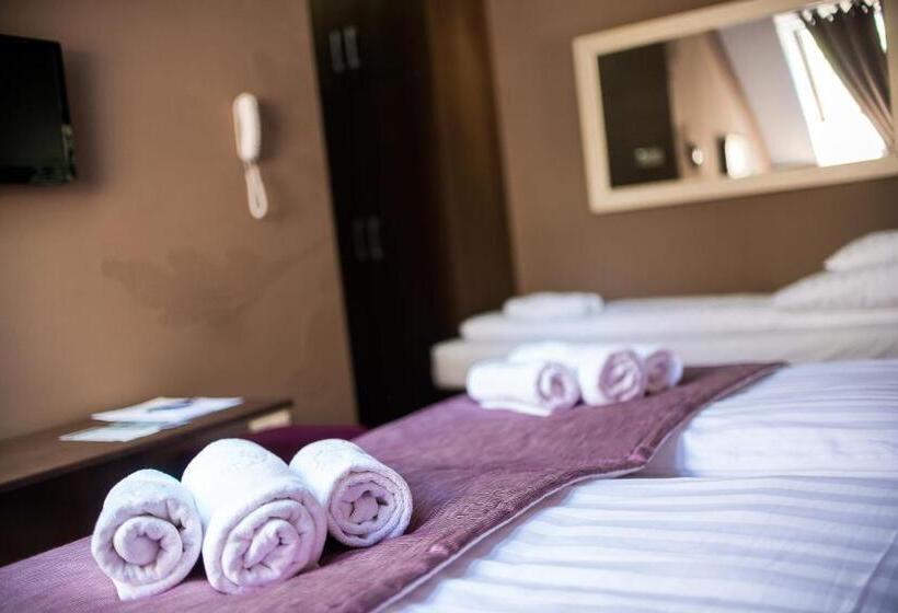 Номер Стандарт, Fürdőház