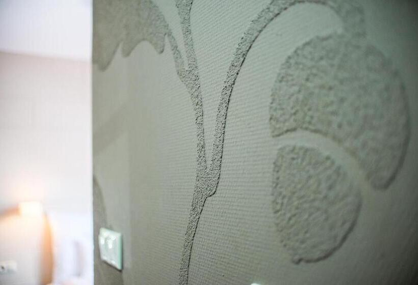 Четырехместный Номер Стандарт, Fürdőház