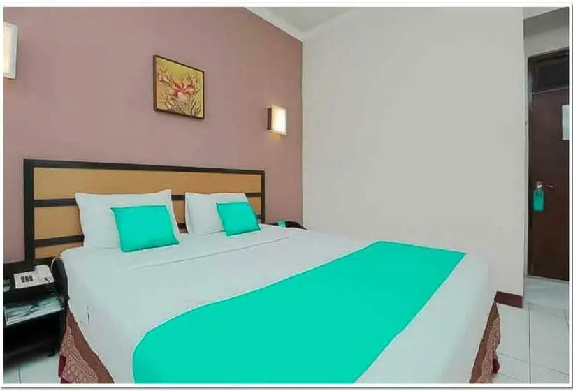 Superior-huone, Lestari Near Lippo Plaza Mall Jember Mitra Reddoorz