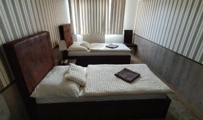 Номер Стандарт, Kovács Hotel Superior