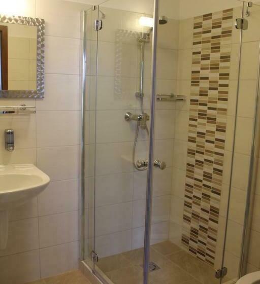 标准间, Pótkerék Motel