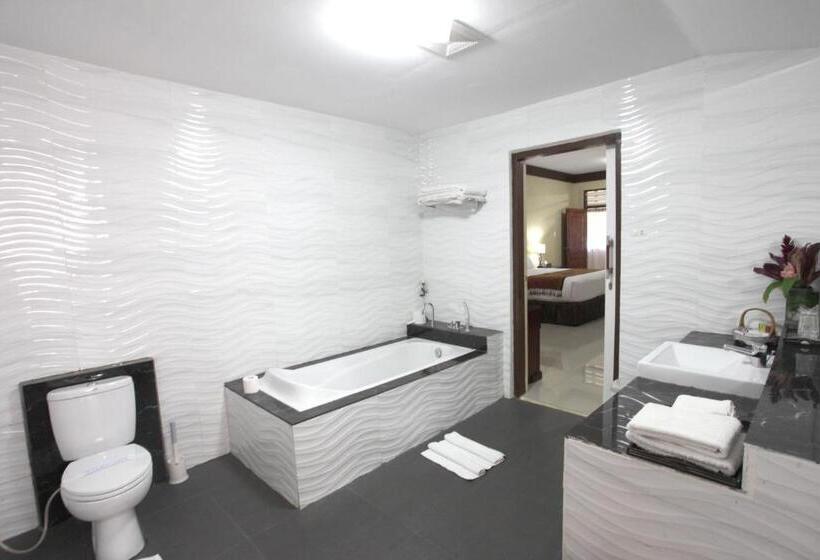 Президентский Люкс, Toraja Misiliana