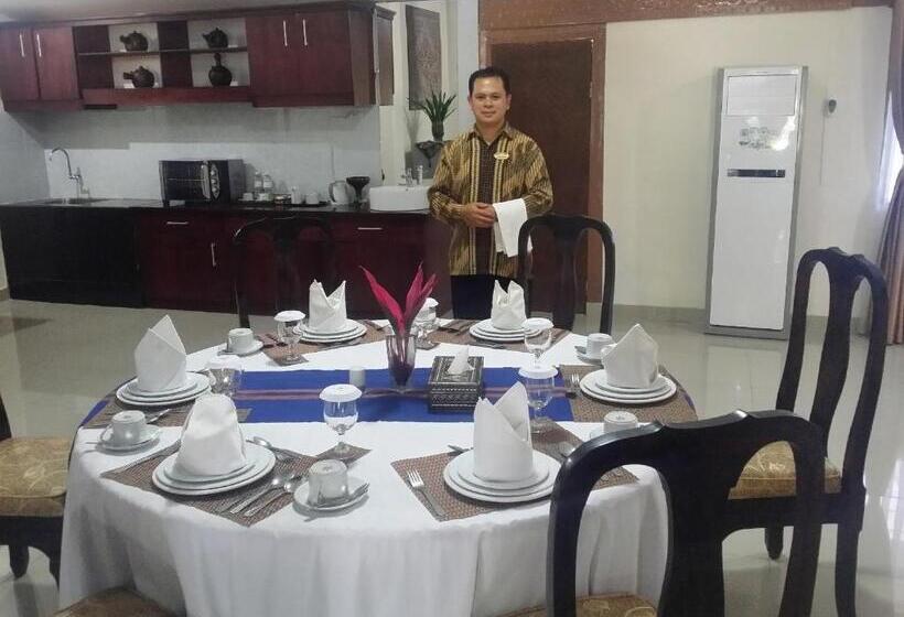 Президентский Люкс, Toraja Misiliana