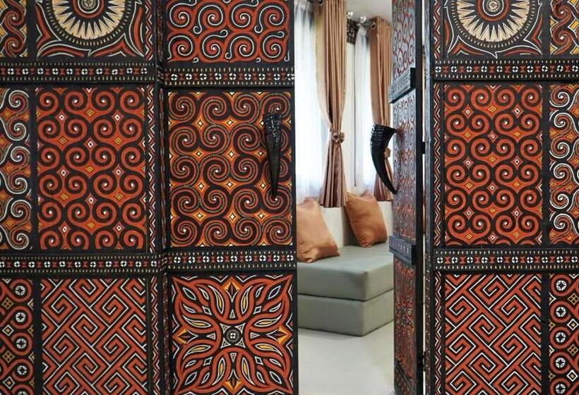 Президентский Люкс, Toraja Misiliana