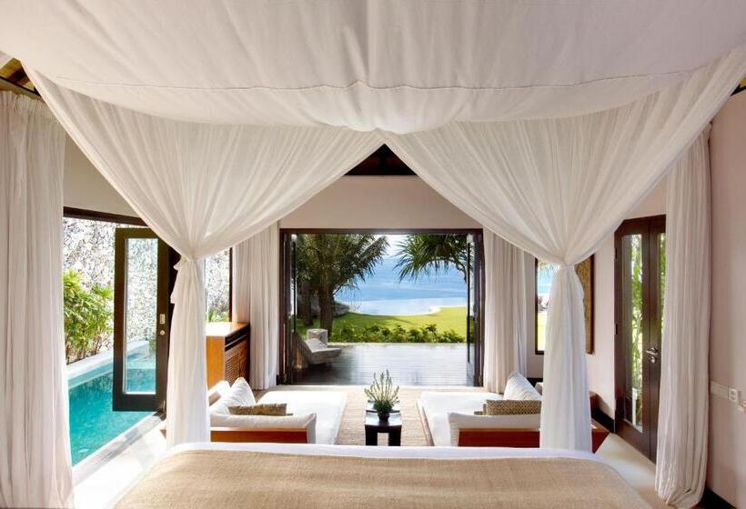 Вилла 5 Спален, The Ungasan Clifftop Resort