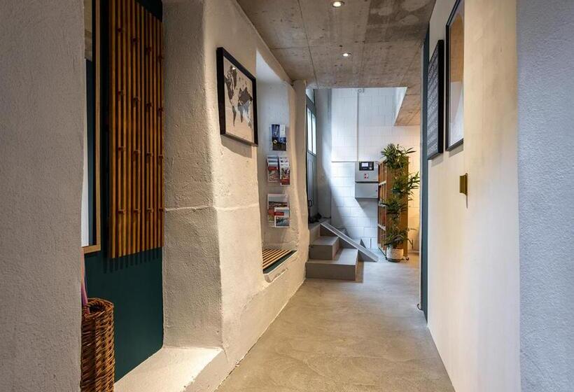 스탠다드 싱글 룸, Ambrosia Hüsli