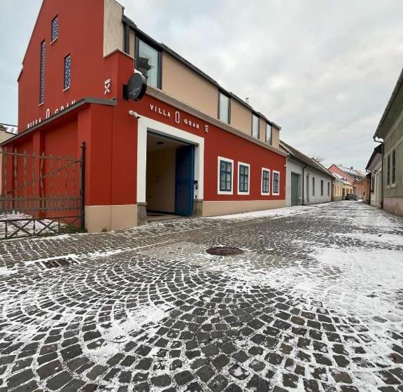 إستوديو ديلوكس, Villa Gran