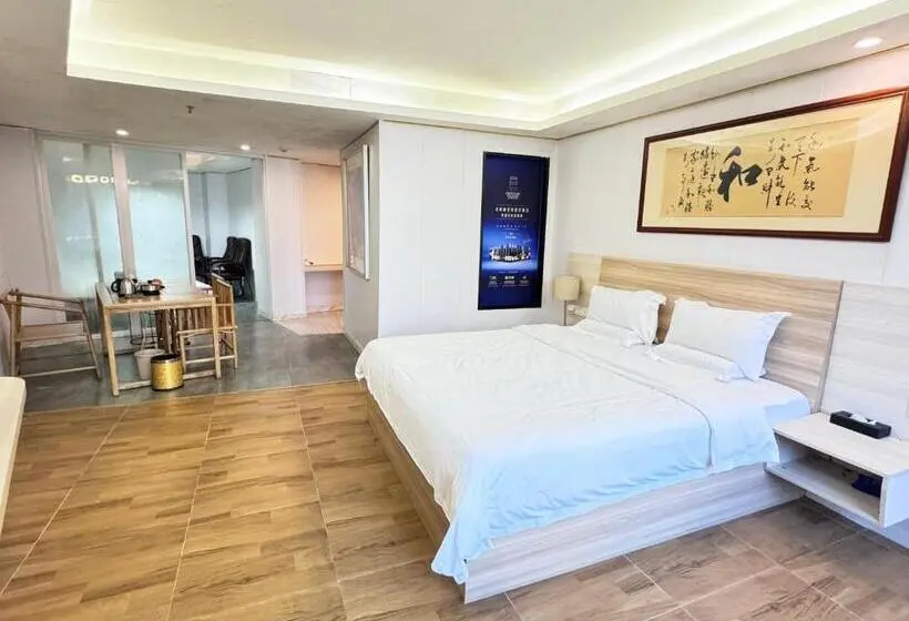 Perhehuone Puutarhanäkymä, Zhuhai Dreamers Capsule