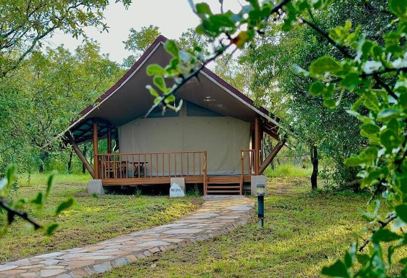 اتاق استاندارد سه نفره, Mara Empiris Safari Camp