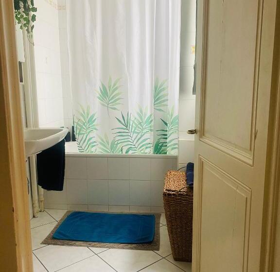 غرفة قياسية مطلّة علي الحديقة, Chambre Double Montreux Centre Vue Lac