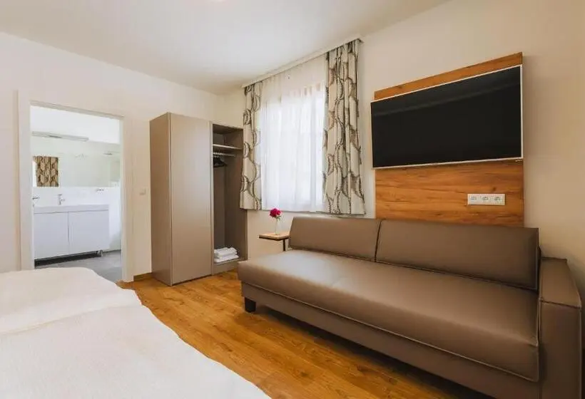 Deluxe-huone, Die Pension Galle