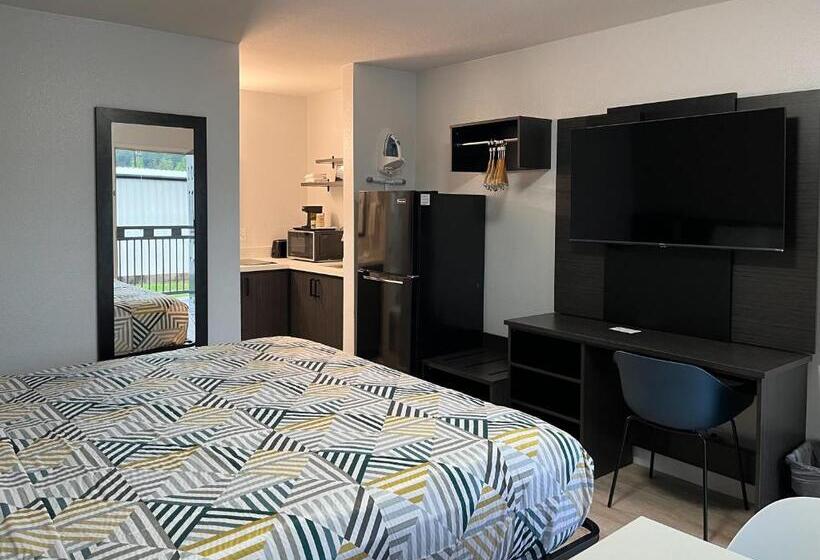 غرفة قياسية سرير كينج, Studio 6 Conroe, Tx