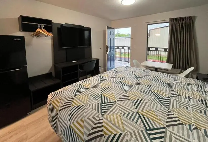 身障者適用キングサイズベッドルーム, Studio 6 Conroe, Tx