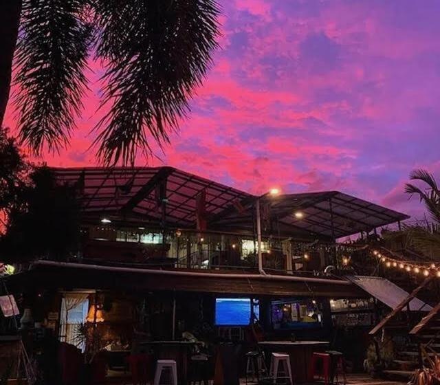 Łóżko we Wspólnym Pokoju, Gladstone Backpackers