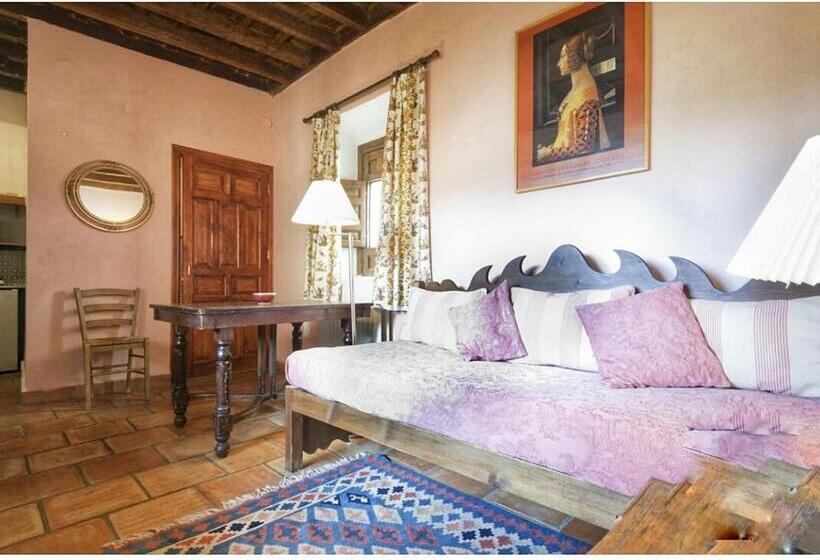 1 Bedroom Penthouse Apartment, Casa Del Aljibe