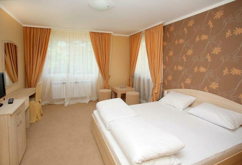 Люкс, Family Hotel Diana