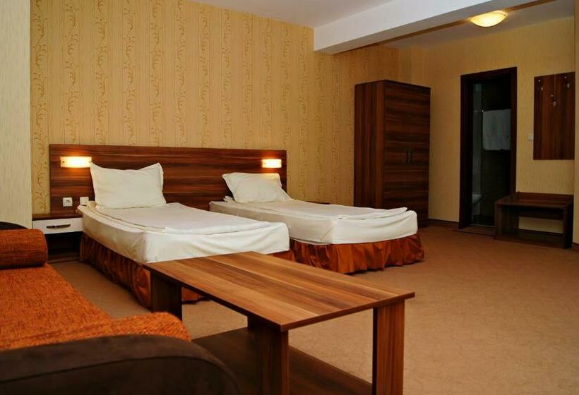 سوییت جونیور, Family Hotel Ramira