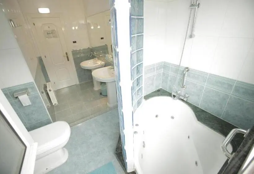 Standard-huone Jaettu Kylpyhuone, Gijon Surf Hostel