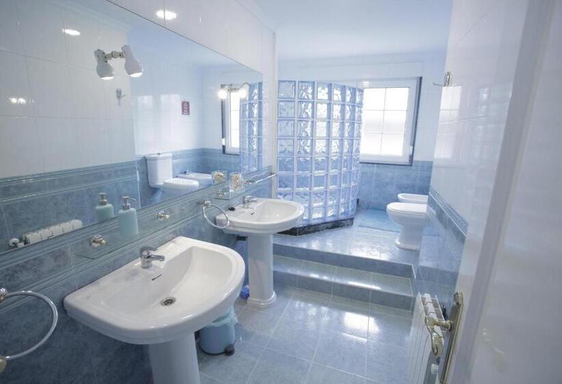 חדר סטנדרט חדר אמבטיה משותף, Gijon Surf Hostel