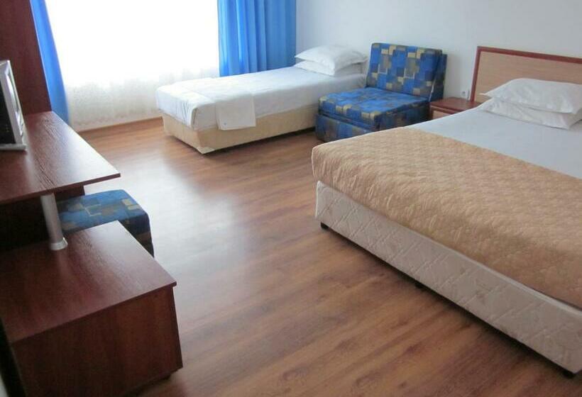 スタンダードトリプルルーム, Albatros 2 Family