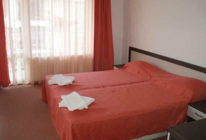 סוויטת ג'וניור עם מרפסת, Bellisimo