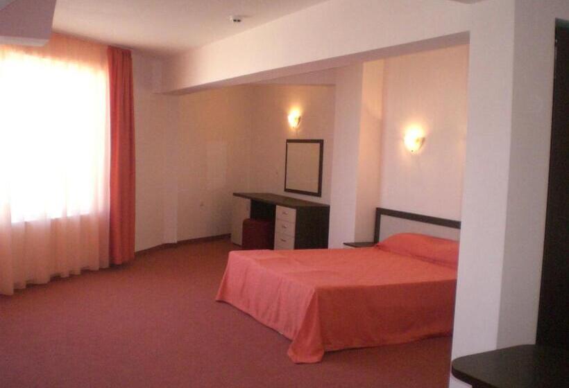 דירת חדר נוף לים, Bellisimo