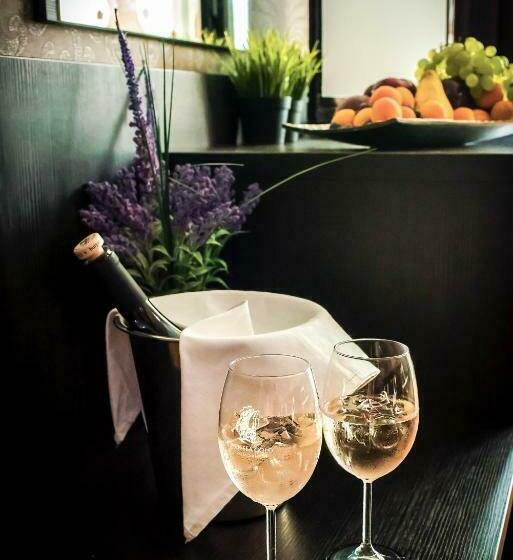 Camera Standard con Balcone, Central Plaza