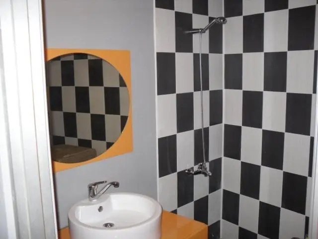 Quarto Estandar com Sacada, Detelina Complex