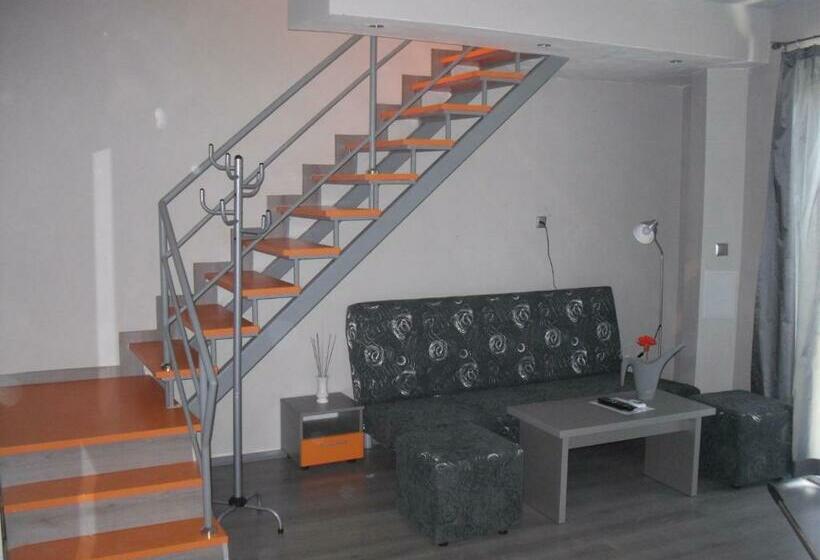 발코니가 있는 스위트, Detelina Complex