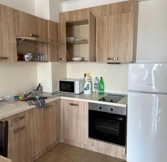 プールの見える1ベッドルームアパートメント, Elizabeth Dy Boutique