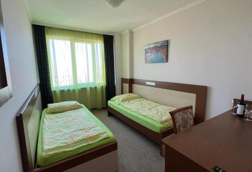 חדר דלוקס, Gorna Banya