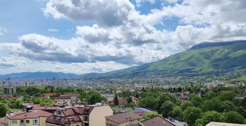 דירת חדר דלוקס, Gorna Banya