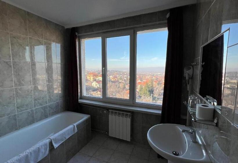 דירת חדר דלוקס, Gorna Banya