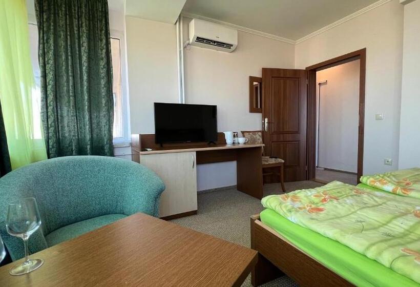 דירת חדר דלוקס, Gorna Banya