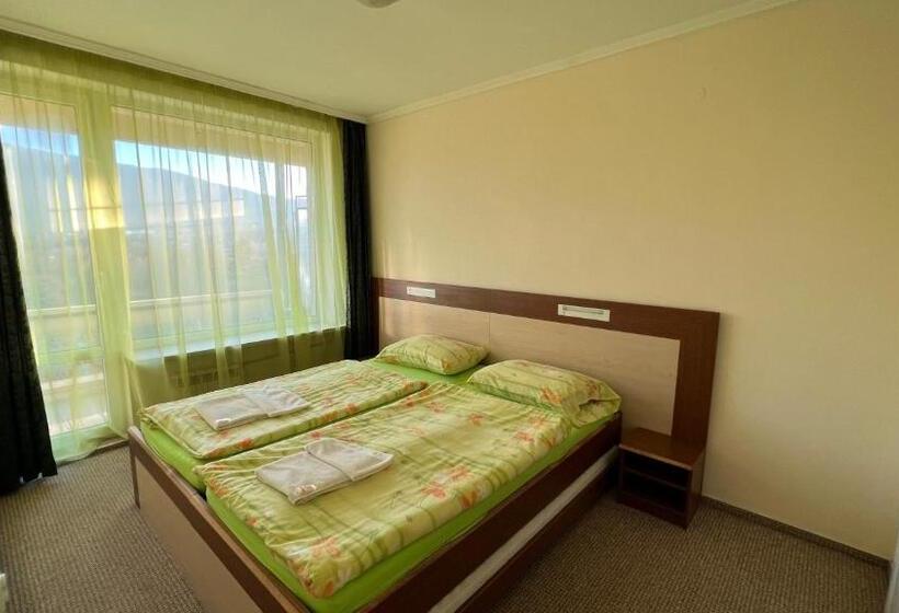 סוויטת דלוקס נוף הרים, Gorna Banya