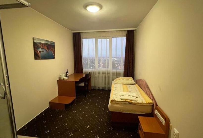 חדר אקונומי יחיד, Gorna Banya