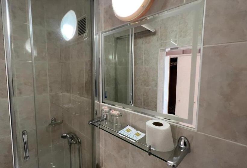 חדר אקונומי, Gorna Banya