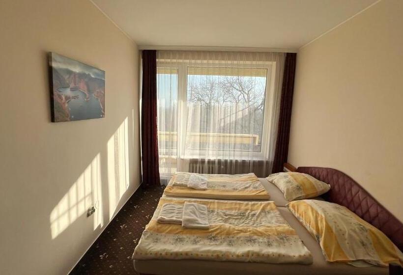 חדר אקונומי, Gorna Banya