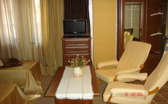 غرفة قياسية رباعية, Guest Rooms Bela Neda