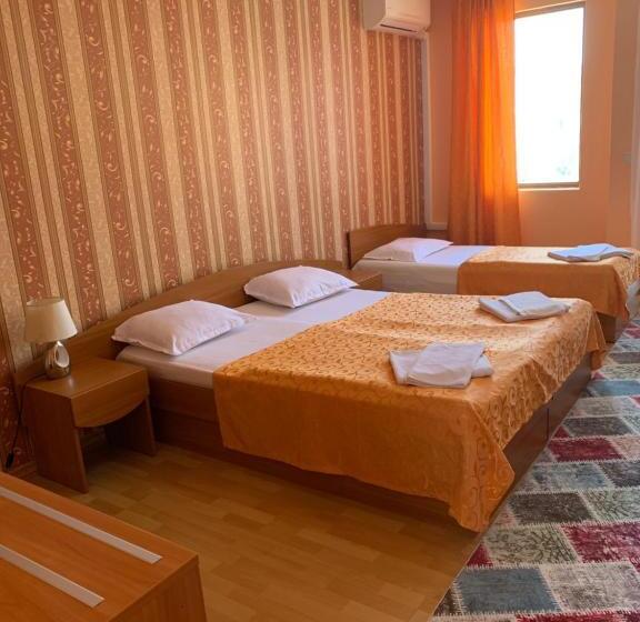 스탠다드 트리플 발코니 룸, Guest Rooms Sveti Nikola