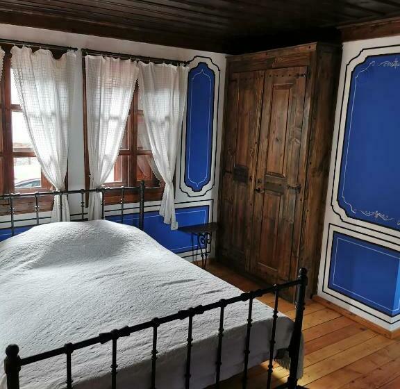 スタンダードトリプルルーム, Hadji Neikovi Guest Houses