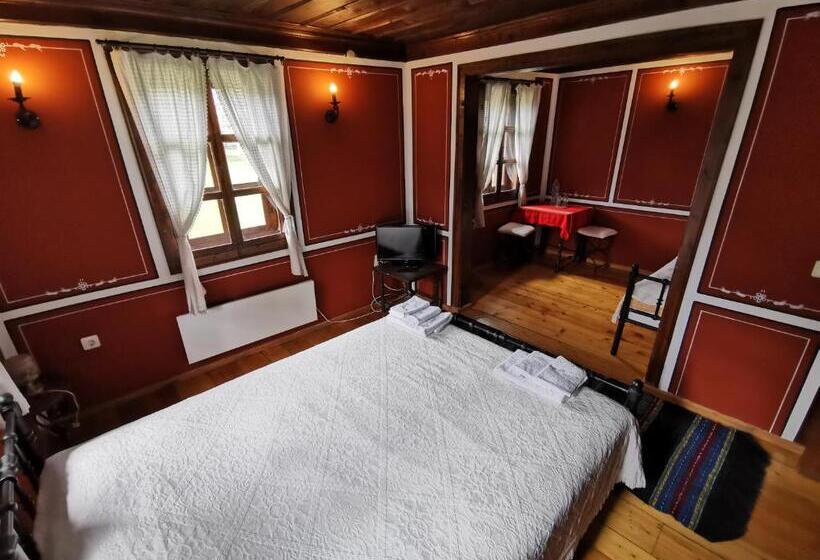 Номер Стандарт Трехместный, Hadji Neikovi Guest Houses
