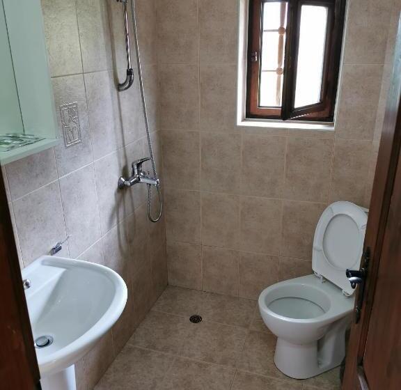 スタンダードトリプルルーム, Hadji Neikovi Guest Houses